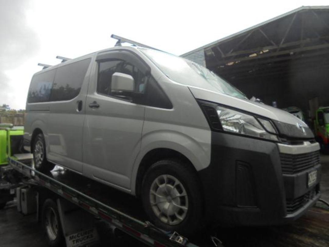 Photo '2' of Toyota Hiace ZR GVN