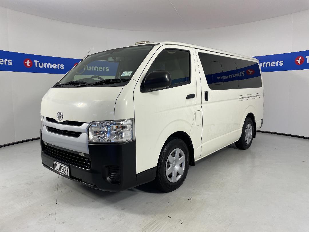 Photo '4' of Toyota Hiace