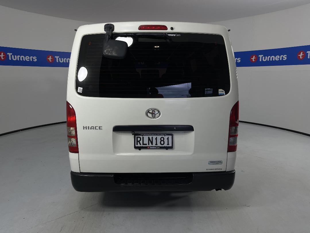Photo '6' of Toyota Hiace