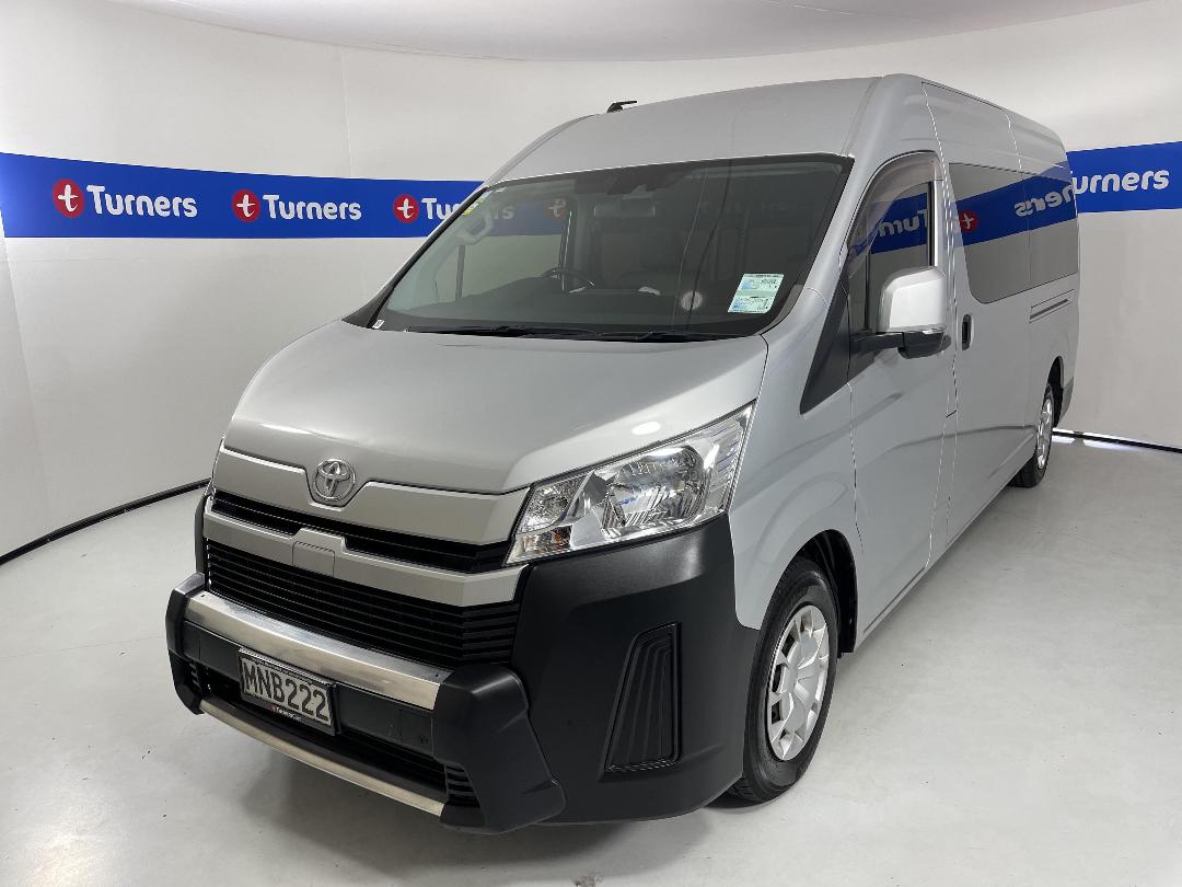 Photo '4' of Toyota Hiace