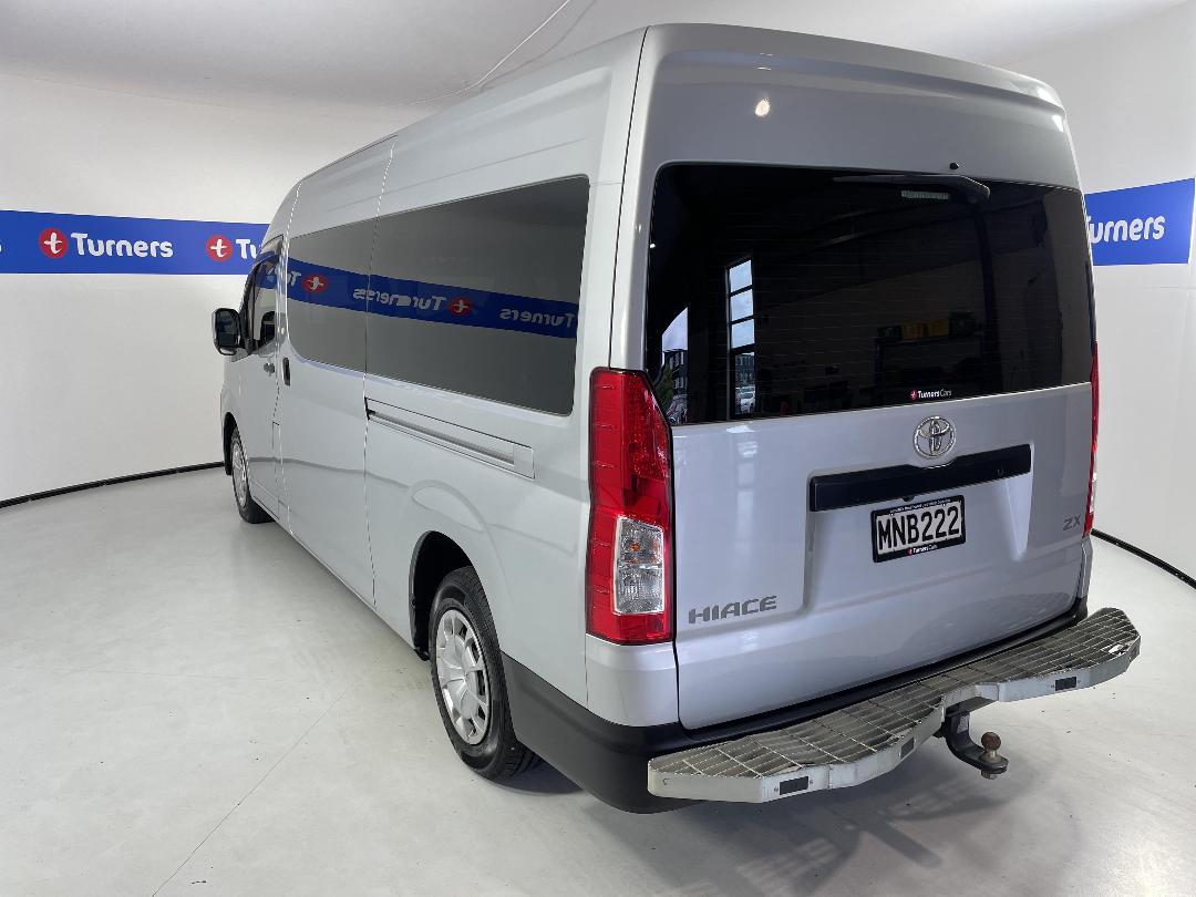 Photo '5' of Toyota Hiace