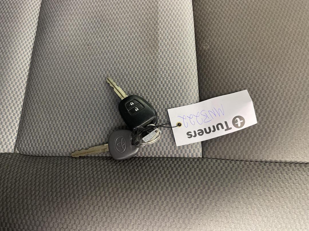 Photo '20' of Toyota Hiace