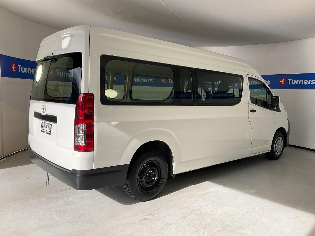 Photo '7' of Toyota Hiace