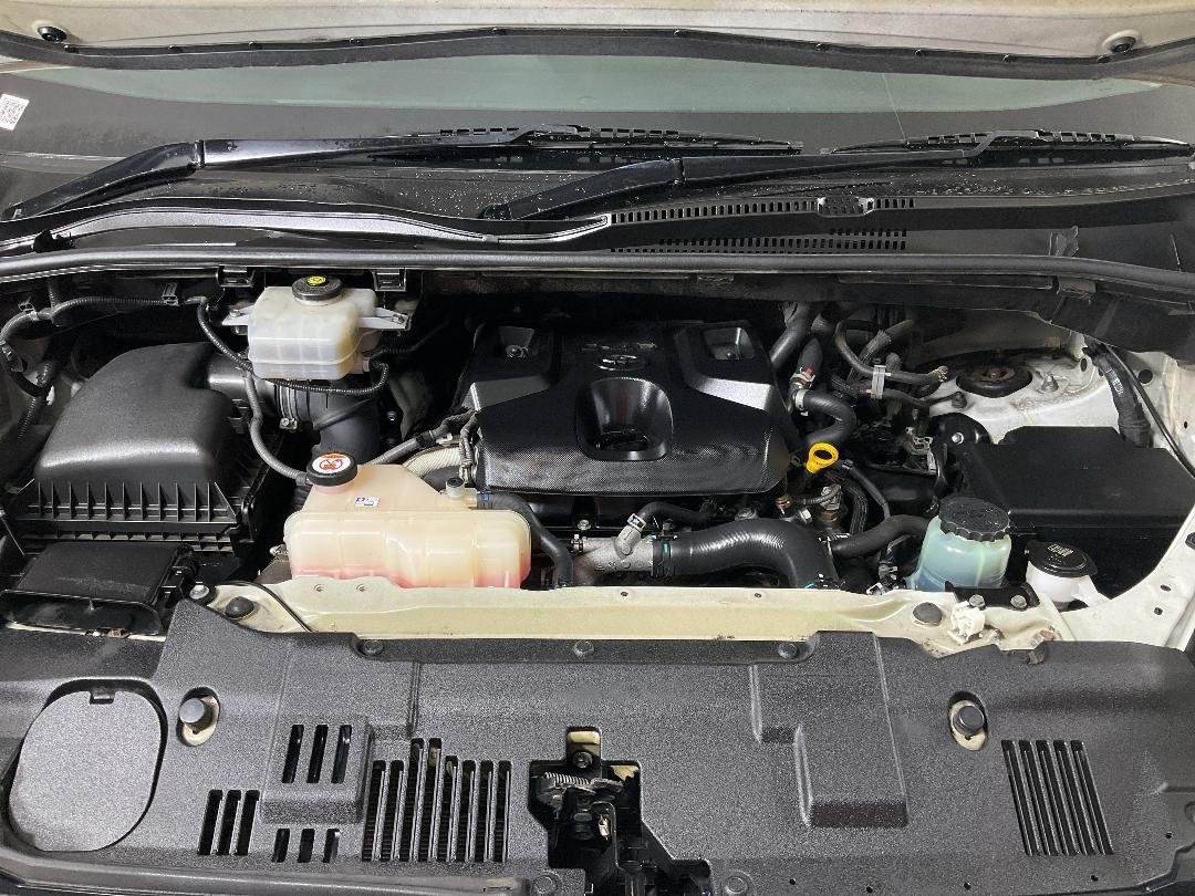 Photo '13' of Toyota Hiace