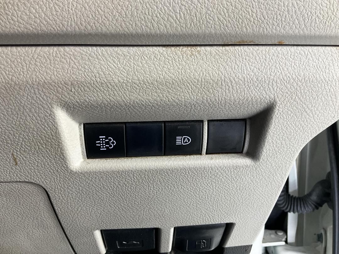 Photo '28' of Toyota Hiace