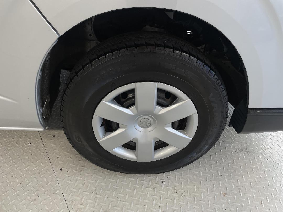 Photo '9' of Toyota Hiace