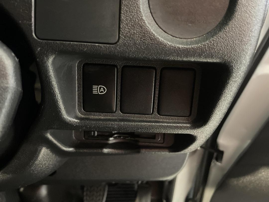 Photo '23' of Toyota Hiace