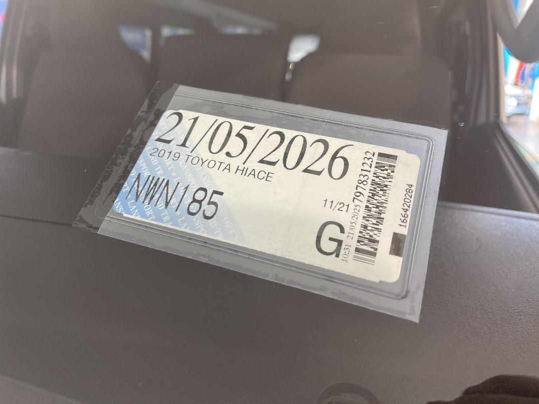 Photo '30' of Toyota Hiace