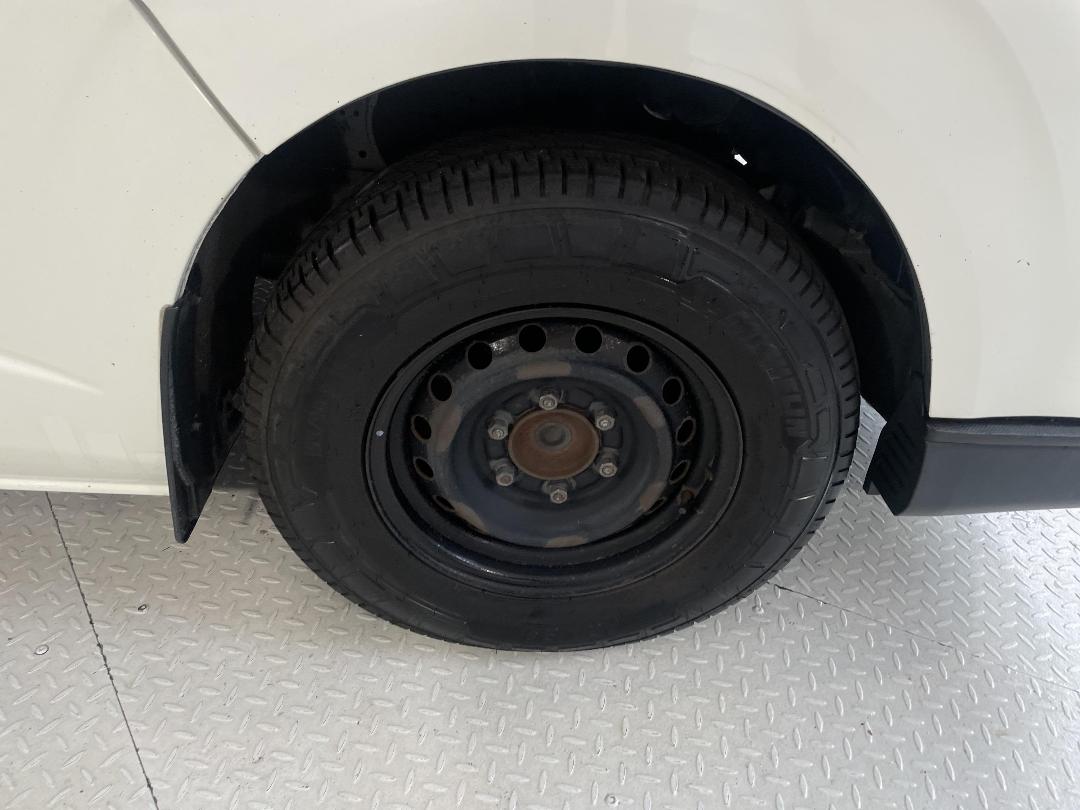 Photo '9' of Toyota Hiace