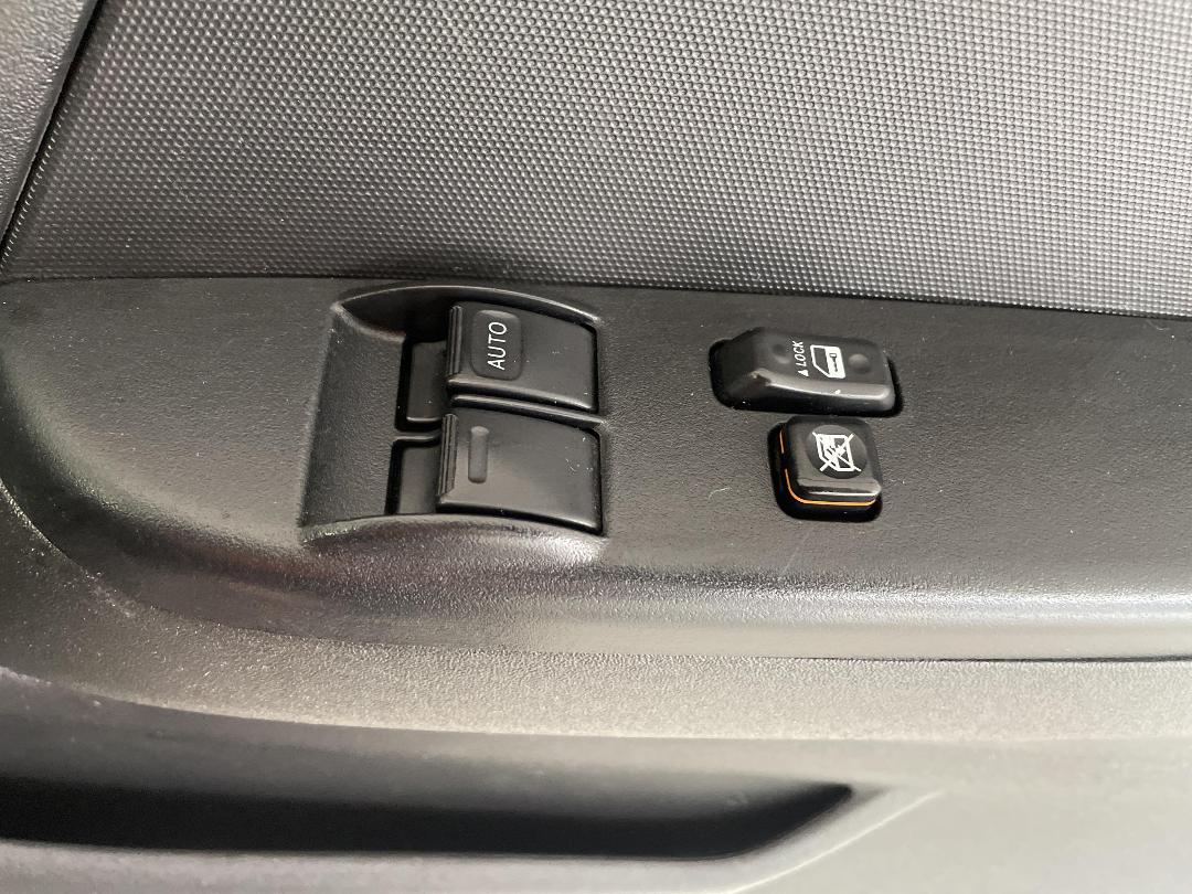 Photo '22' of Toyota Hiace