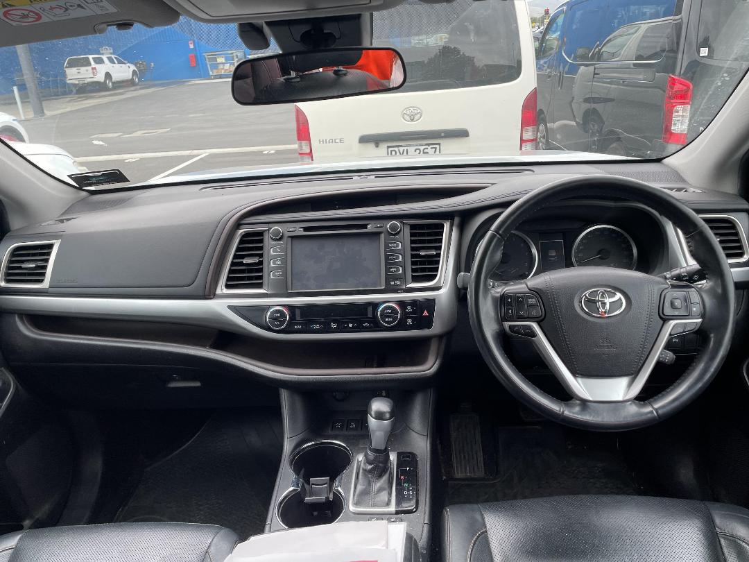 Photo '15' of Toyota Highlander GXL Photo '15' of Toyota Highlander GXL