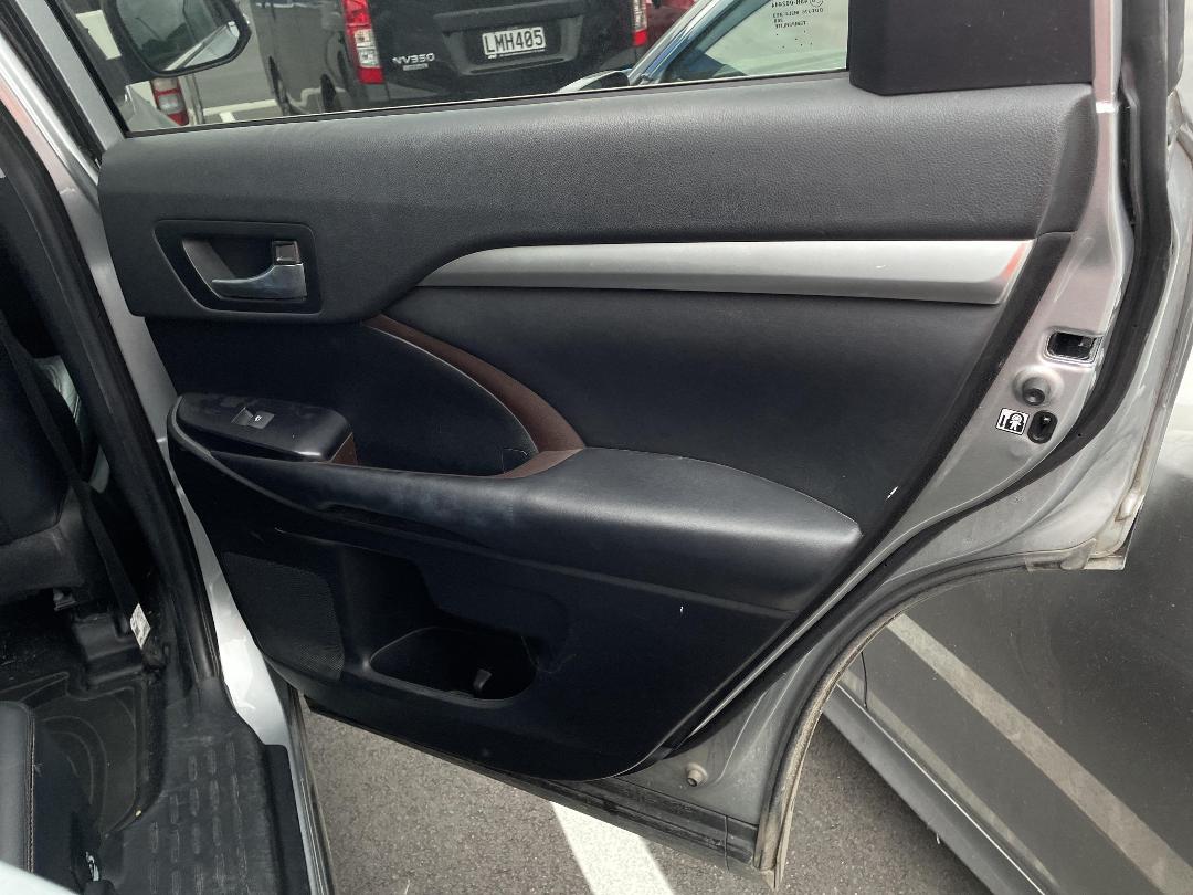 Photo '17' of Toyota Highlander GXL Photo '17' of Toyota Highlander GXL