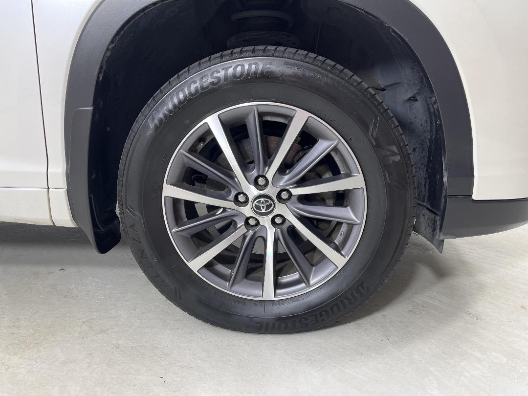 Photo '9' of Toyota Highlander