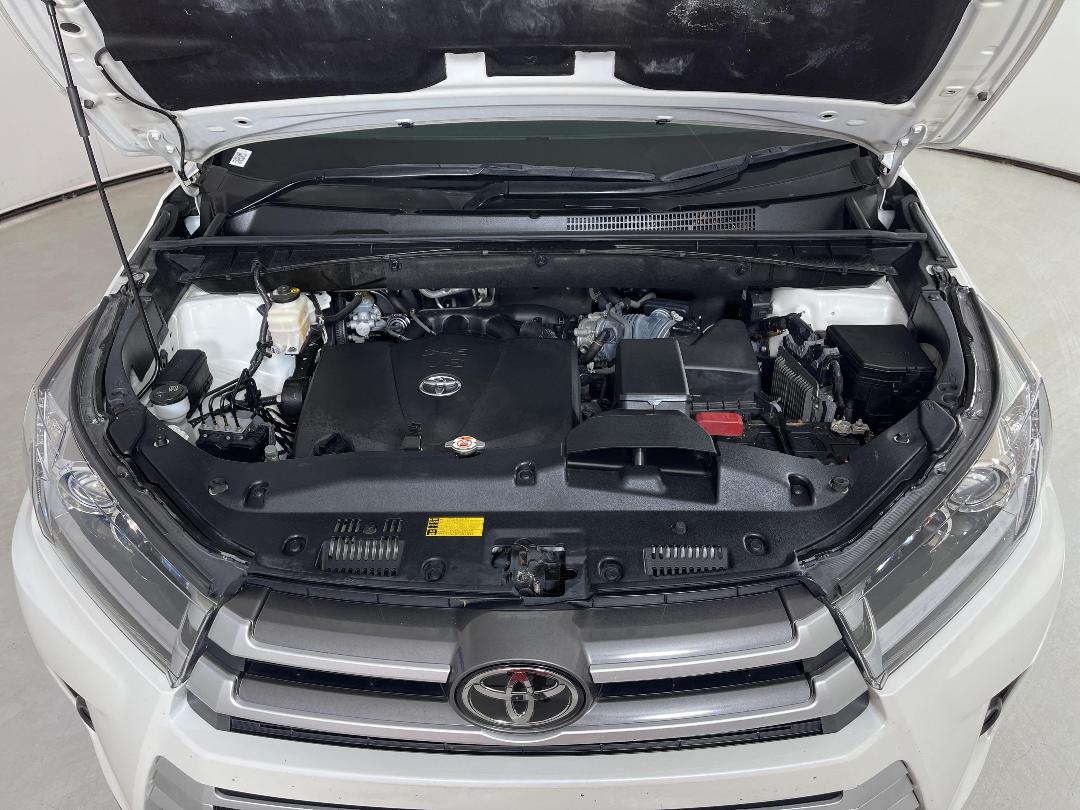 Photo '13' of Toyota Highlander