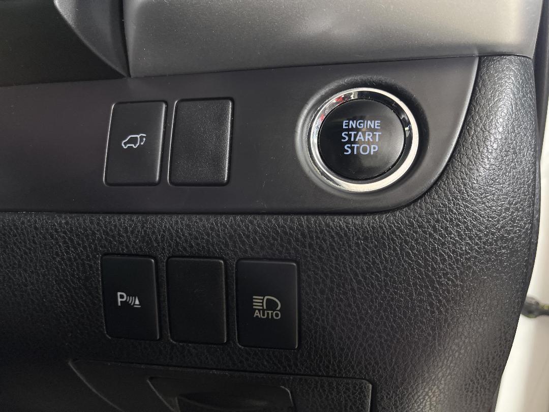 Photo '24' of Toyota Highlander