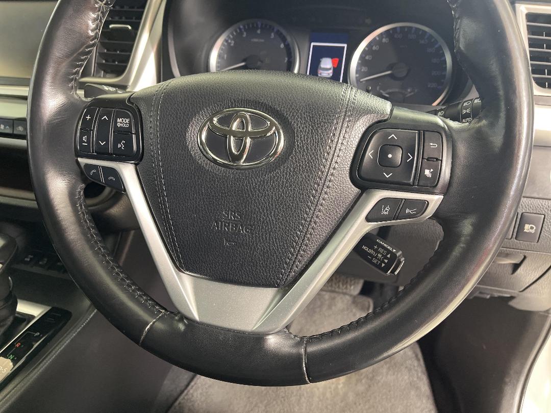 Photo '25' of Toyota Highlander