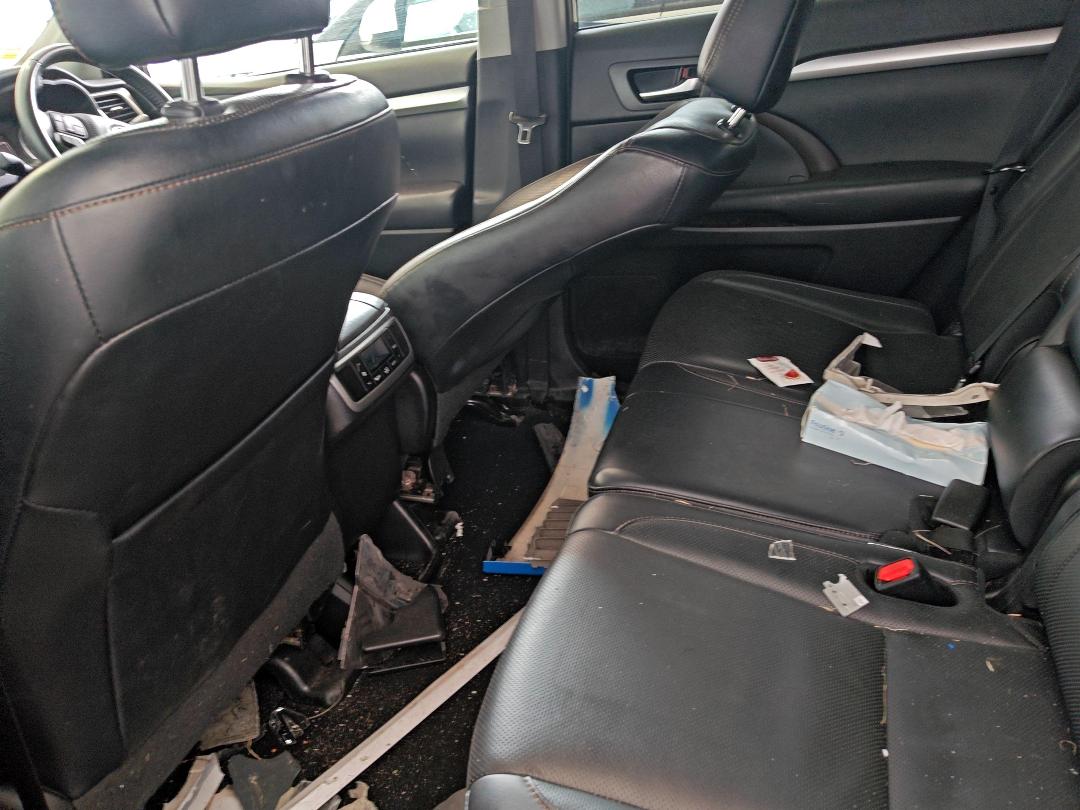 Photo '11' of Toyota Highlander GXL