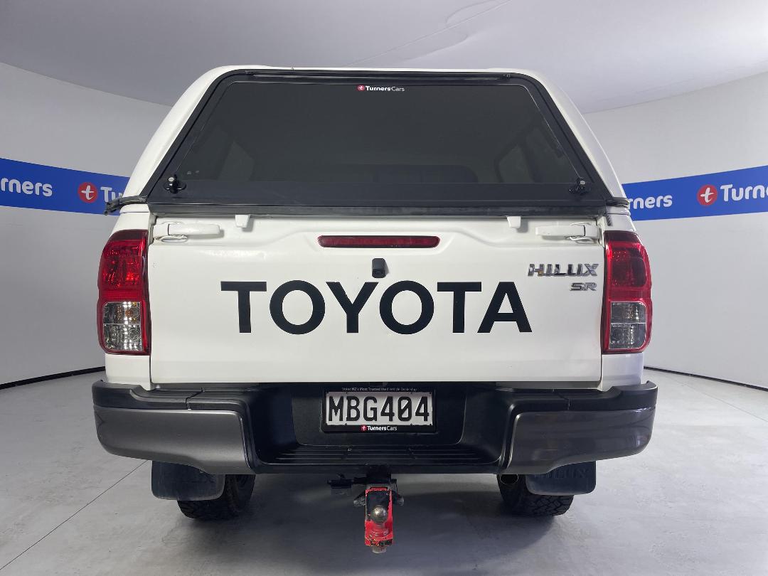 Photo '6' of Toyota Hilux