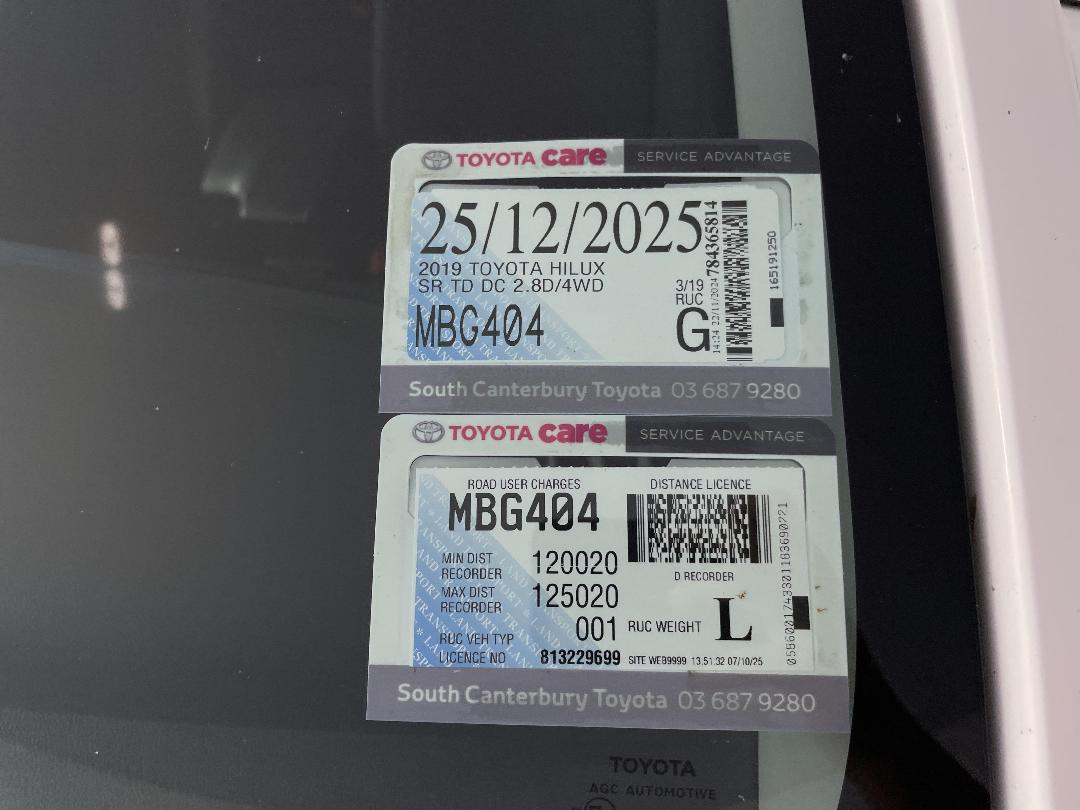 Photo '24' of Toyota Hilux