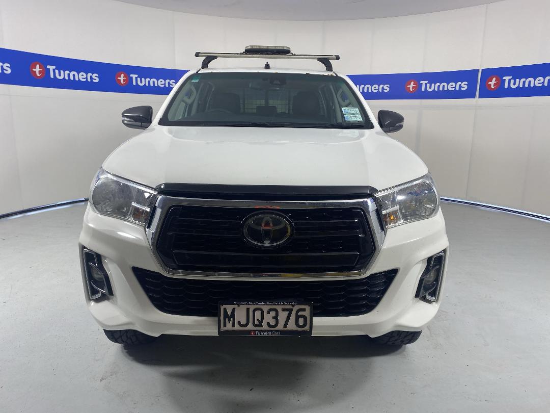 Photo '2' of Toyota Hilux