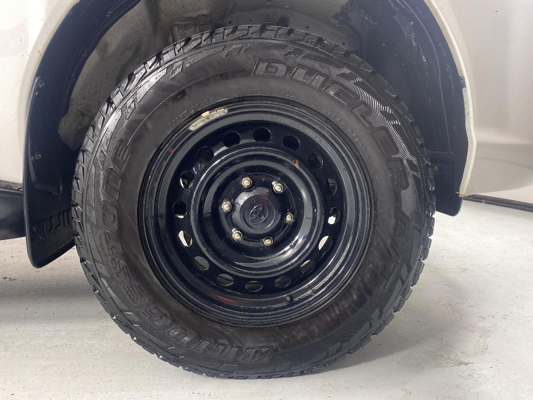 Photo '9' of Toyota Hilux