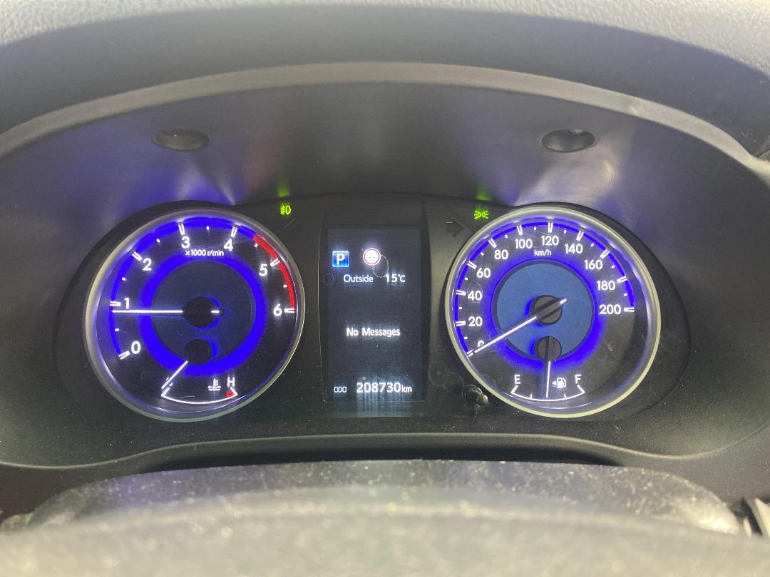 Photo '21' of Toyota Hilux