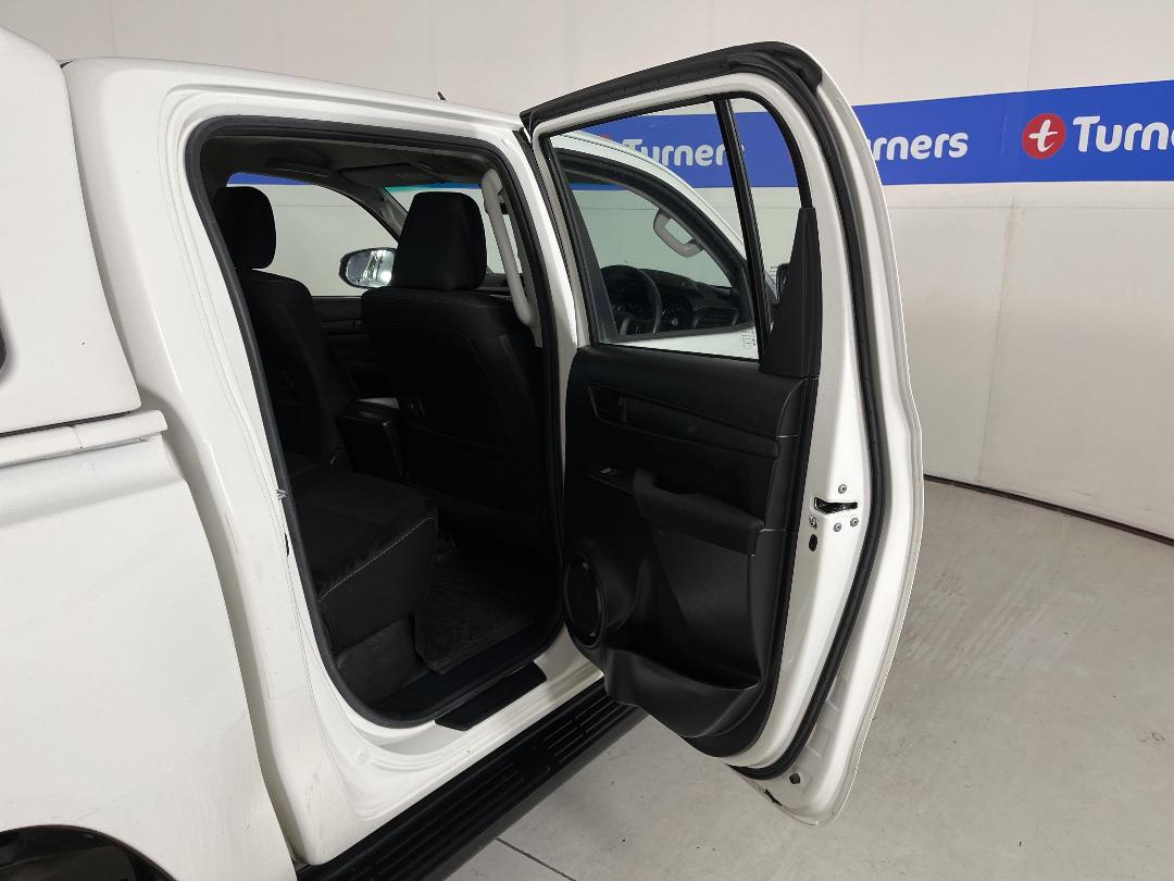 Photo '19' of Toyota Hilux Photo '19' of Toyota Hilux