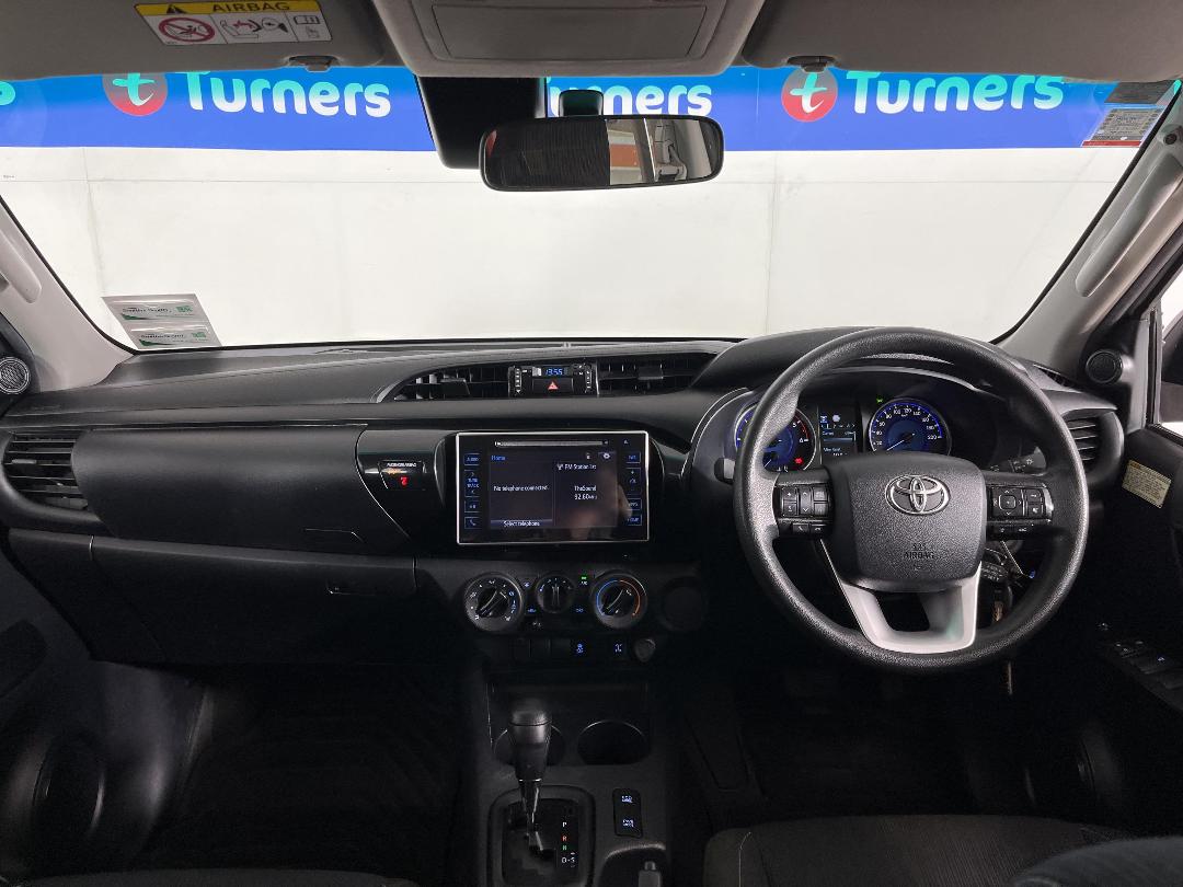 Photo '17' of Toyota Hilux Photo '17' of Toyota Hilux