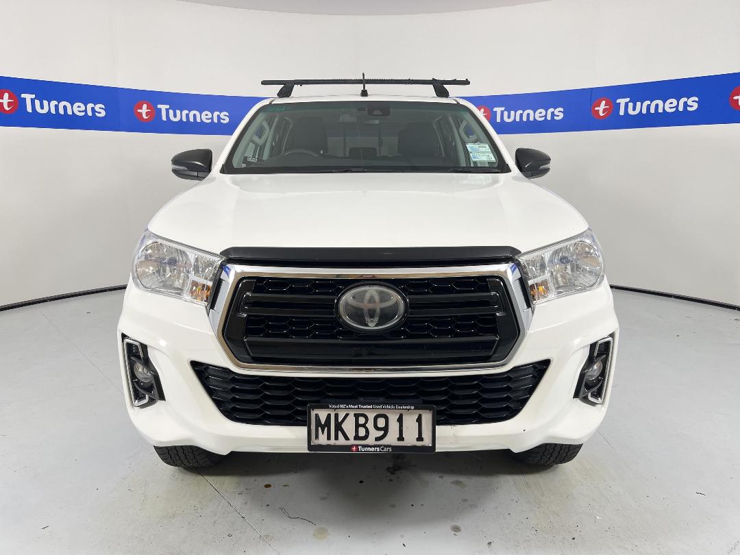 Photo '2' of Toyota Hilux