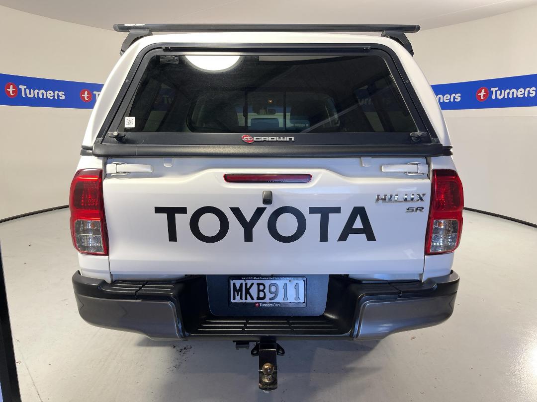 Photo '6' of Toyota Hilux
