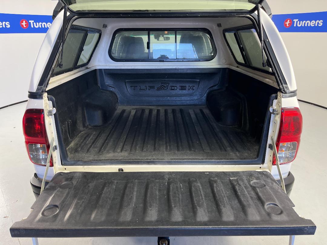 Photo '14' of Toyota Hilux