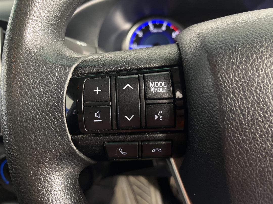 Photo '24' of Toyota Hilux