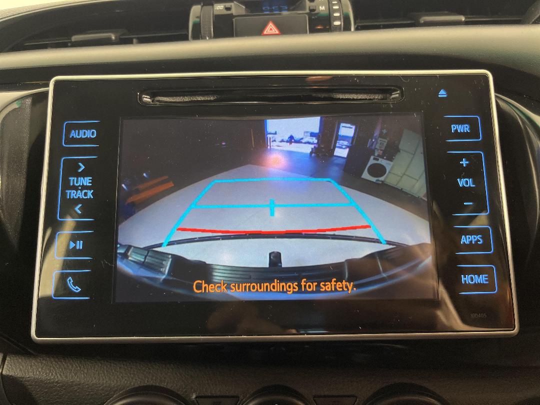 Photo '27' of Toyota Hilux