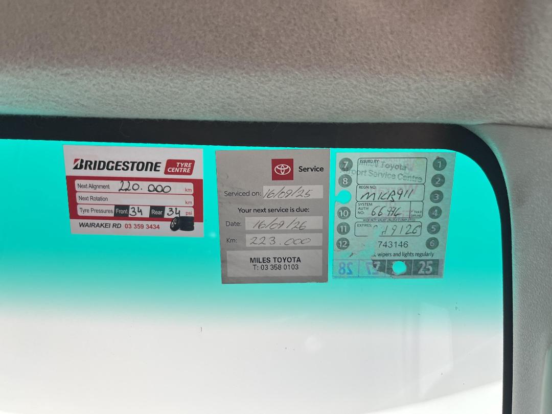 Photo '30' of Toyota Hilux