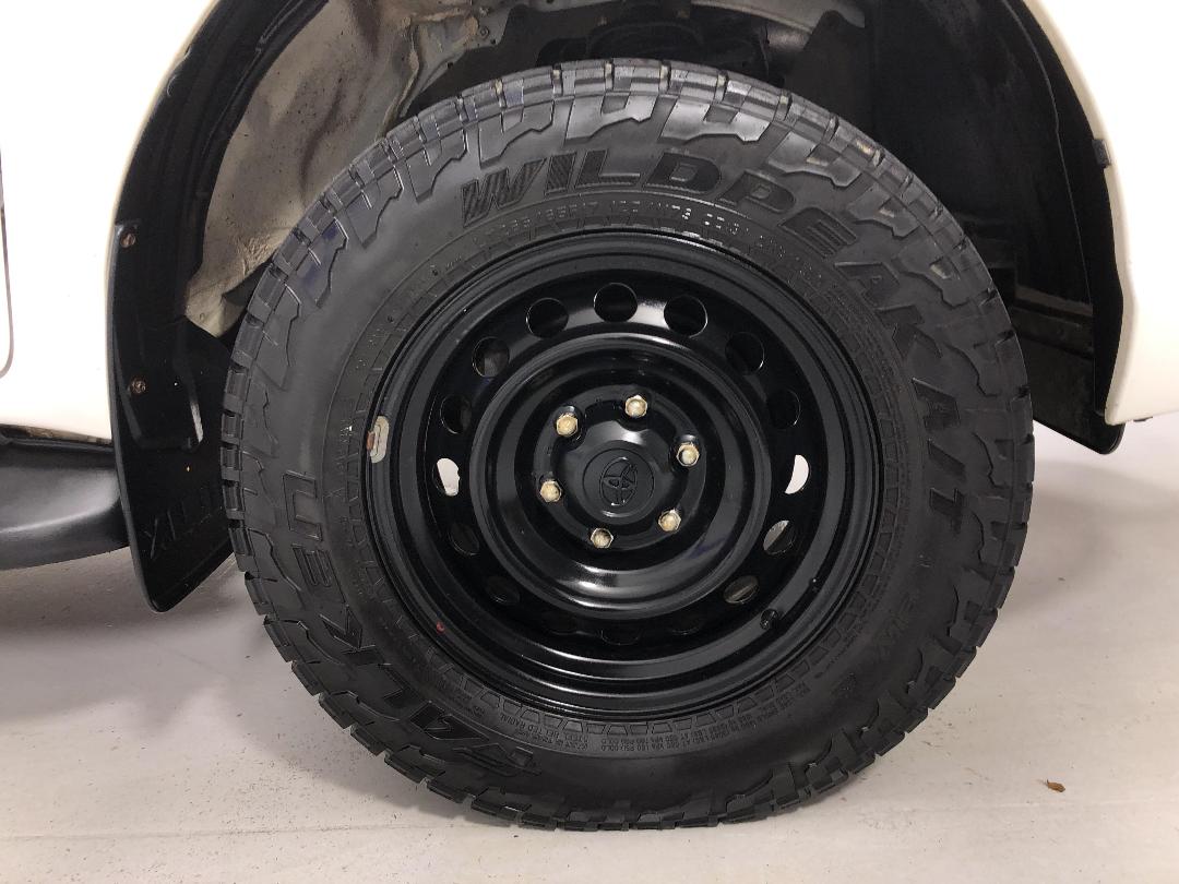 Photo '9' of Toyota Hilux Photo '9' of Toyota Hilux