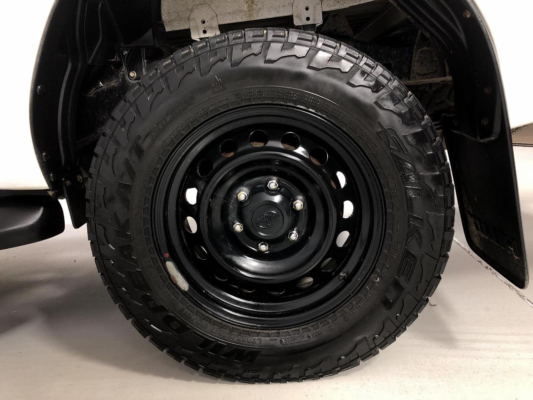 Photo '11' of Toyota Hilux Photo '11' of Toyota Hilux