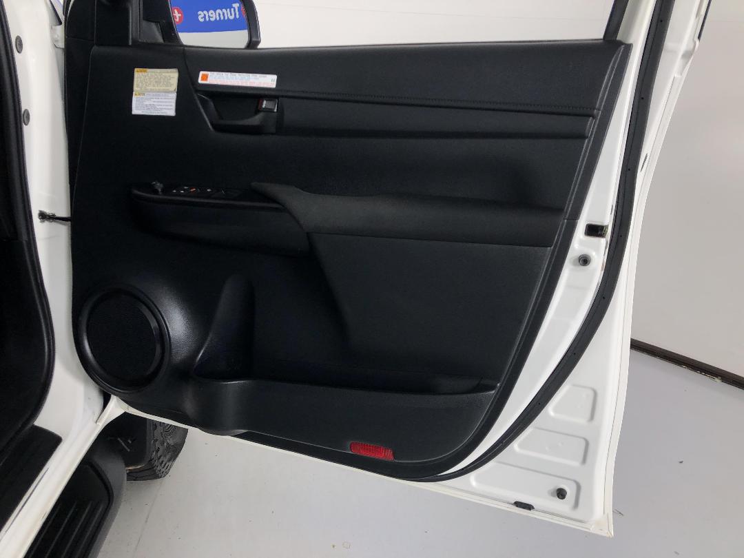 Photo '15' of Toyota Hilux Photo '15' of Toyota Hilux