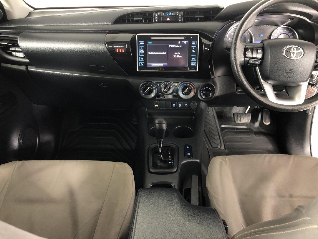 Photo '17' of Toyota Hilux Photo '17' of Toyota Hilux