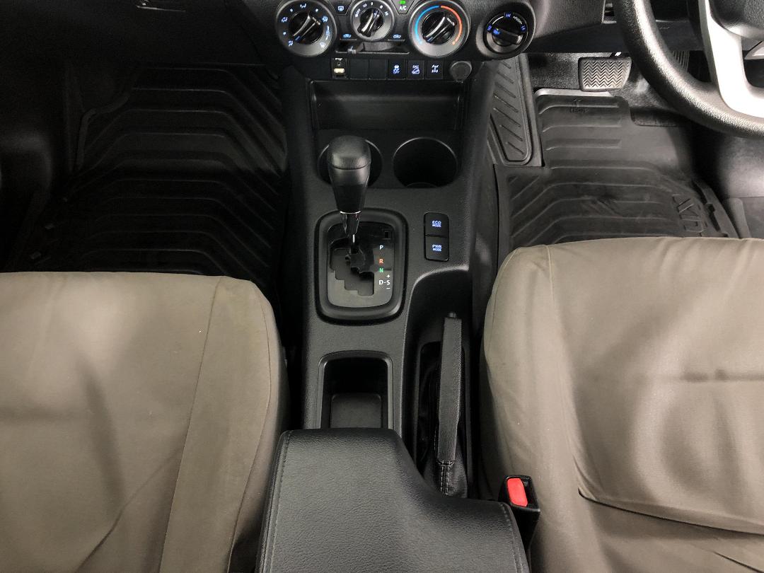 Photo '18' of Toyota Hilux Photo '18' of Toyota Hilux