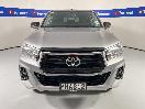Thumbnail '2' of Toyota Hilux