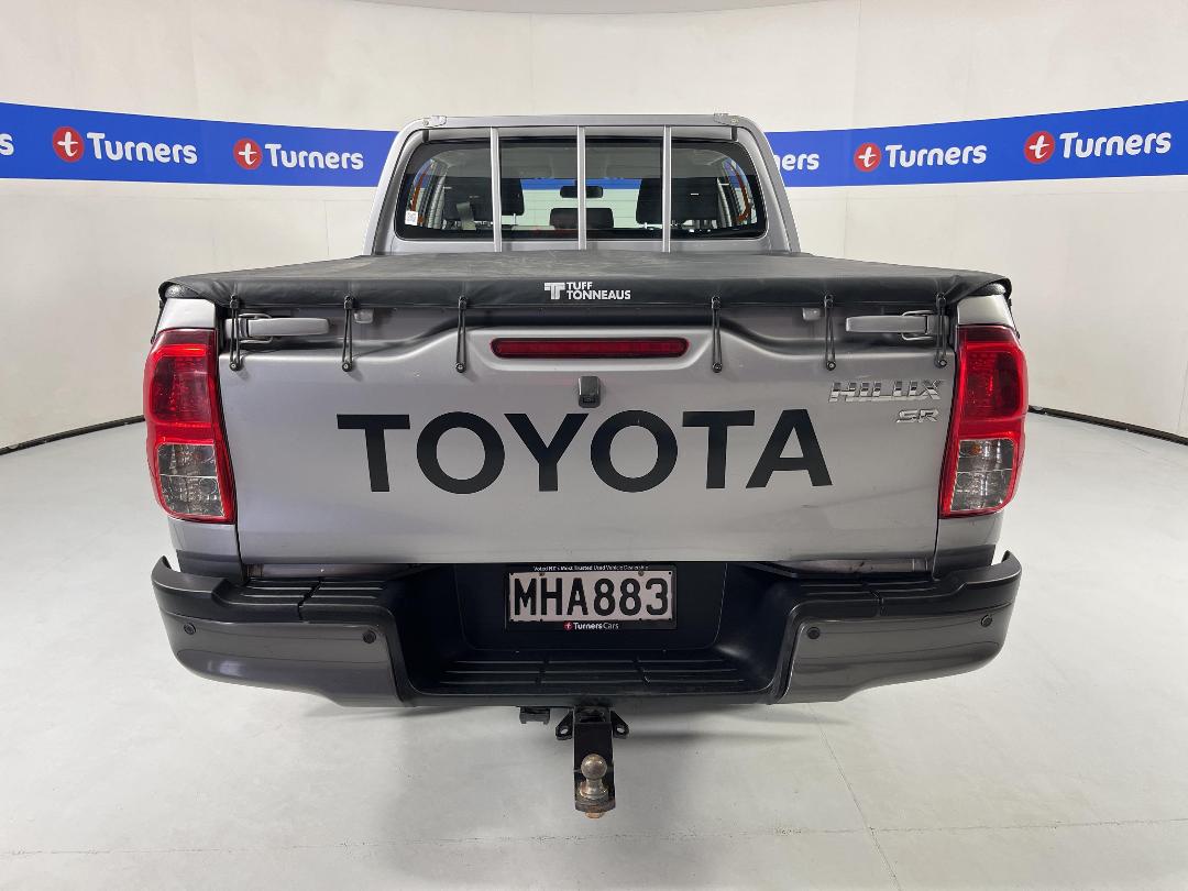 Photo '6' of Toyota Hilux Photo '6' of Toyota Hilux