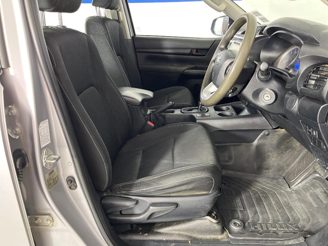 Photo '16' of Toyota Hilux Photo '16' of Toyota Hilux