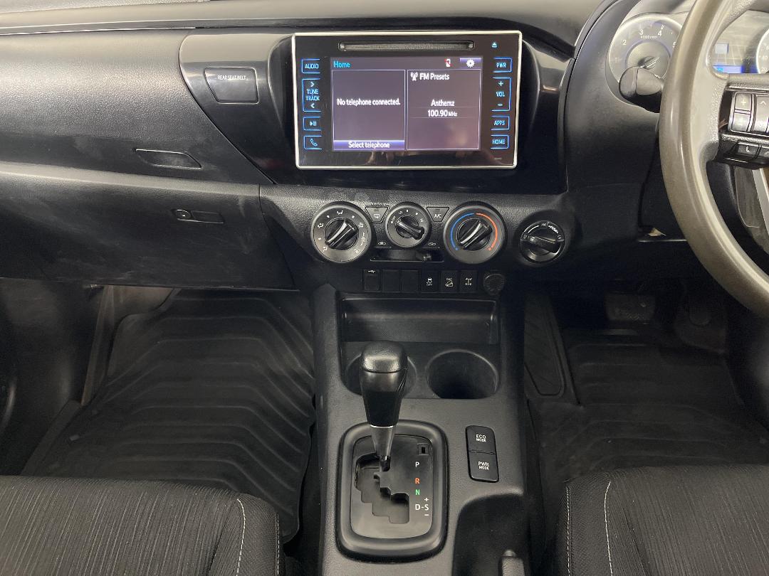 Photo '18' of Toyota Hilux Photo '18' of Toyota Hilux