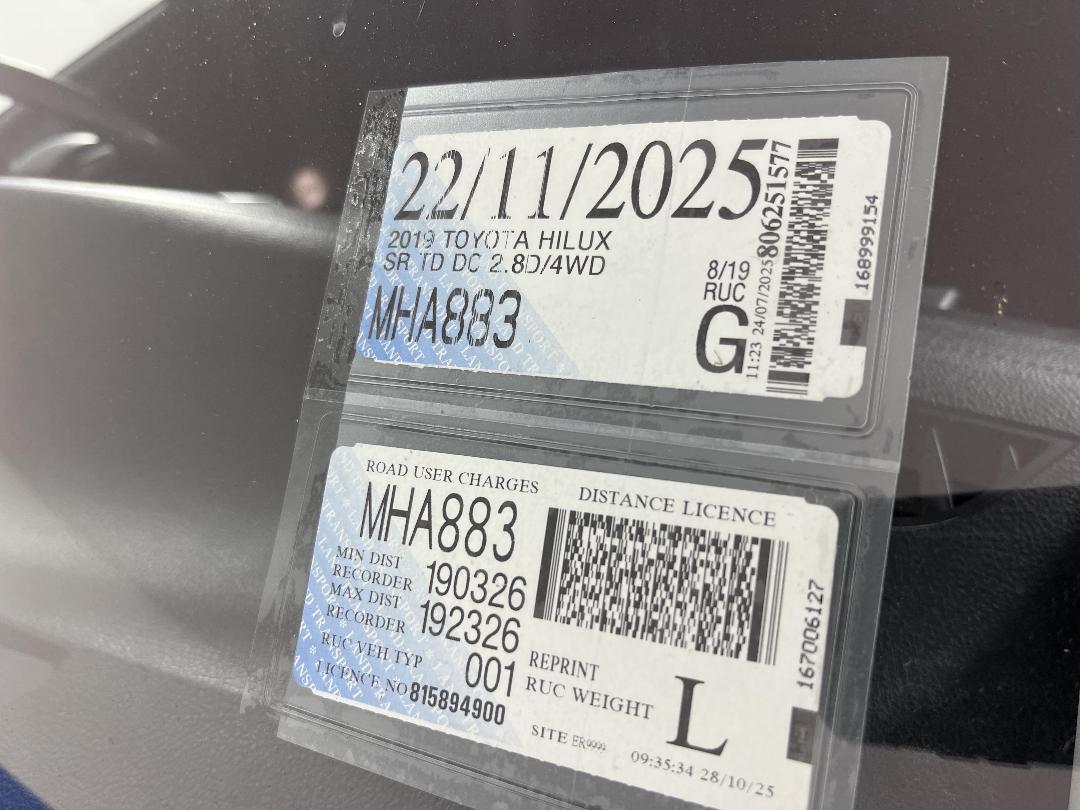 Photo '24' of Toyota Hilux Photo '24' of Toyota Hilux
