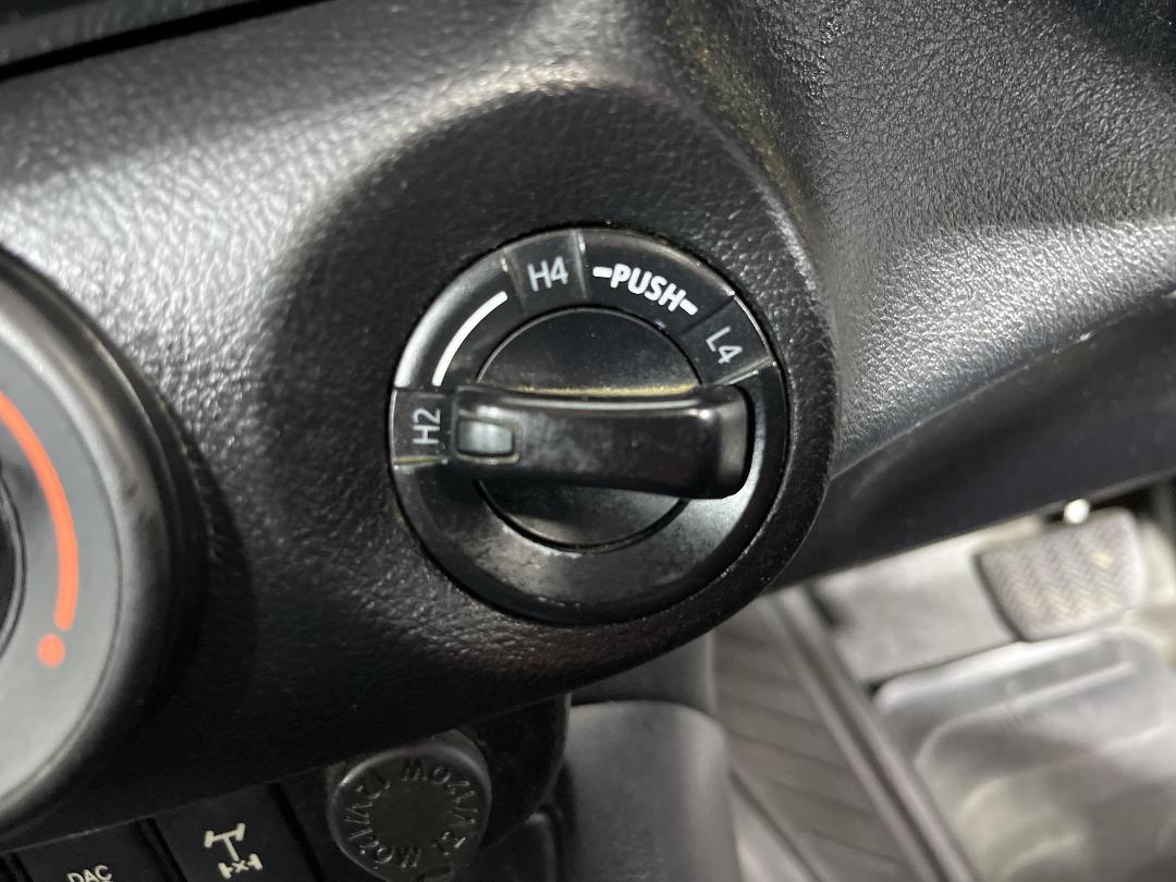 Photo '25' of Toyota Hilux Photo '25' of Toyota Hilux