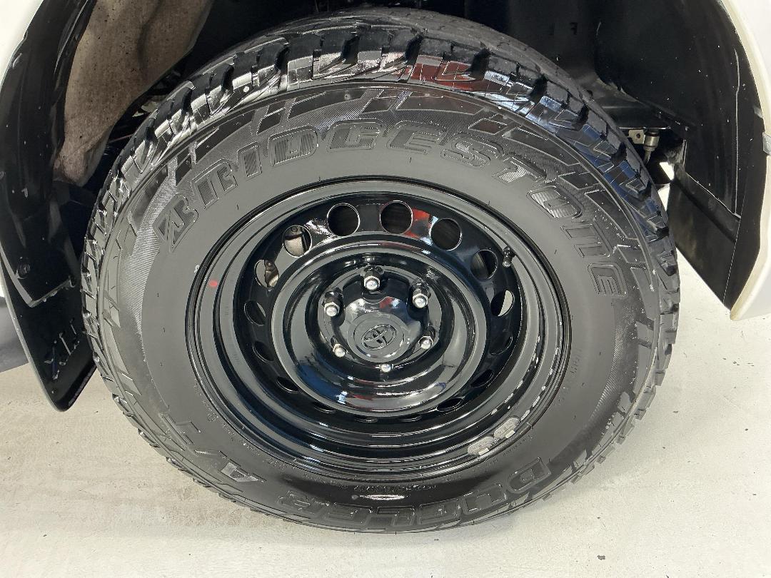 Photo '9' of Toyota Hilux