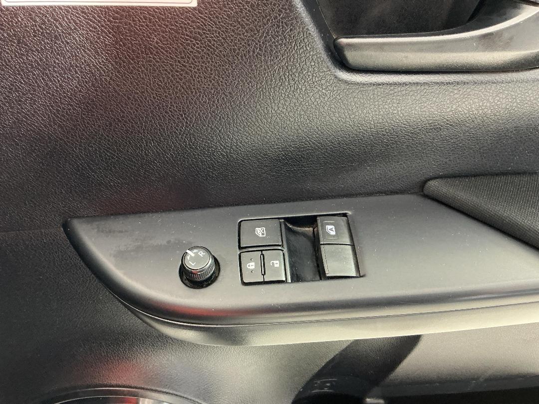 Photo '25' of Toyota Hilux