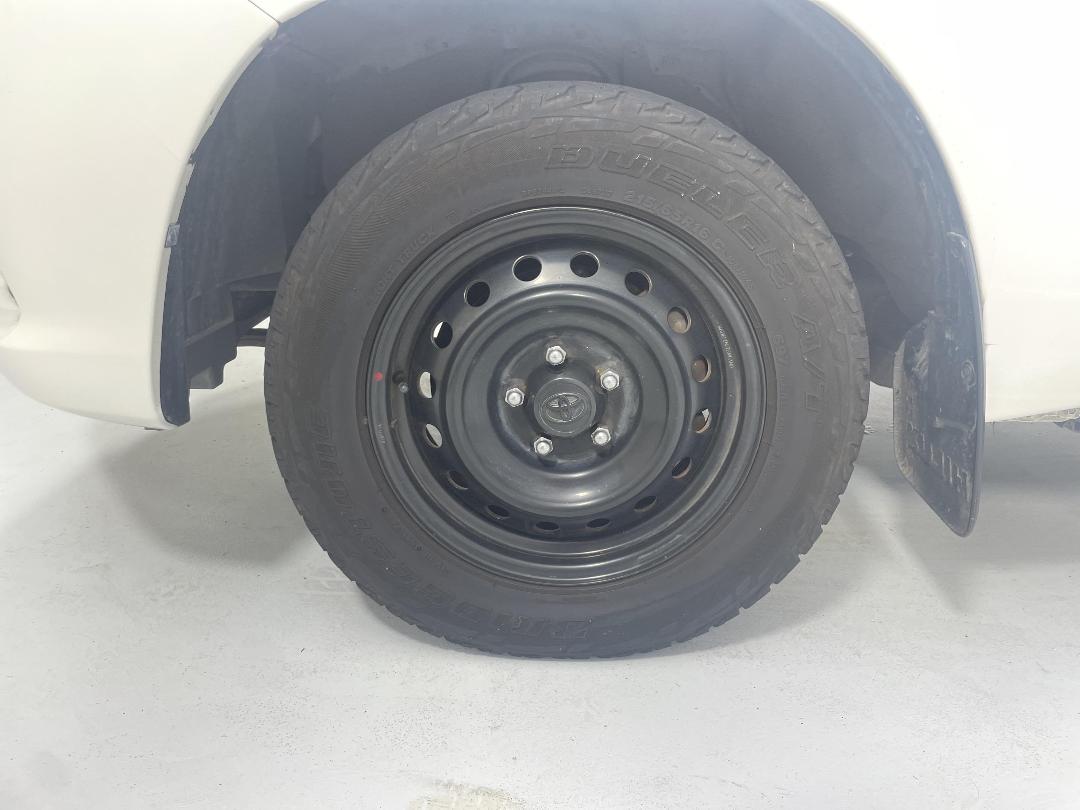 Photo '10' of Toyota Hilux