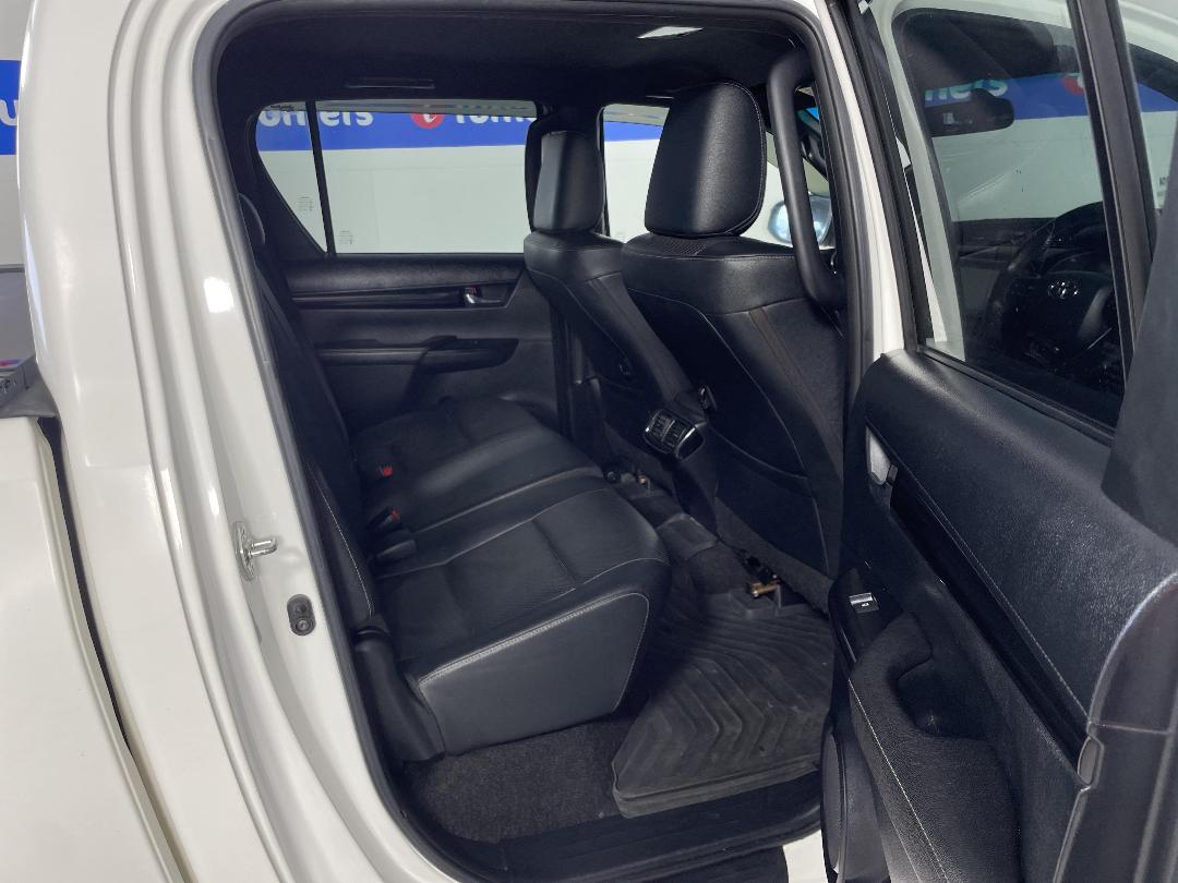 Photo '20' of Toyota Hilux