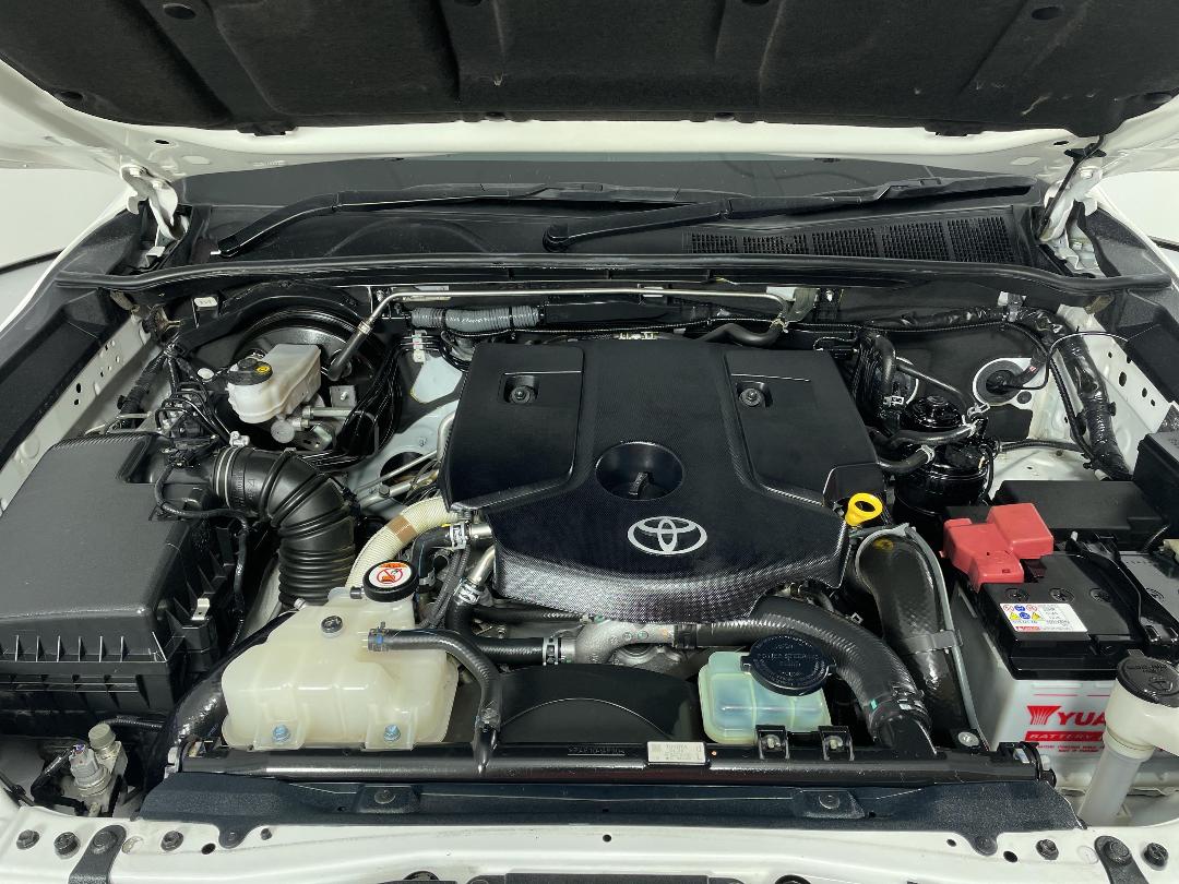 Photo '13' of Toyota Hilux